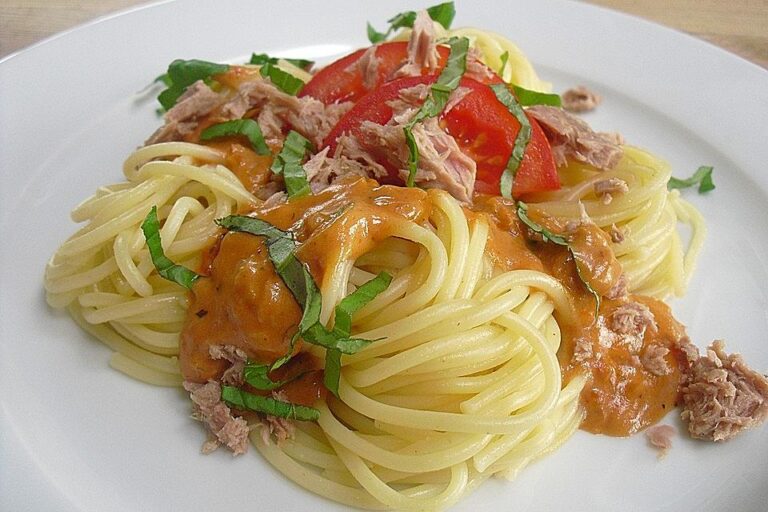 Spaghetti mit Thunfisch und Sahne Soße: Super lecker und super einfach ...